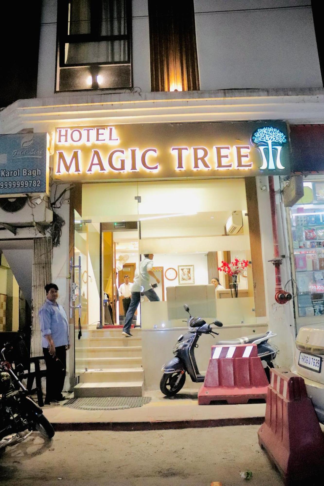 Hotel Magic Tree Karol Bagh Metro Station Нью-Делі Екстер'єр фото